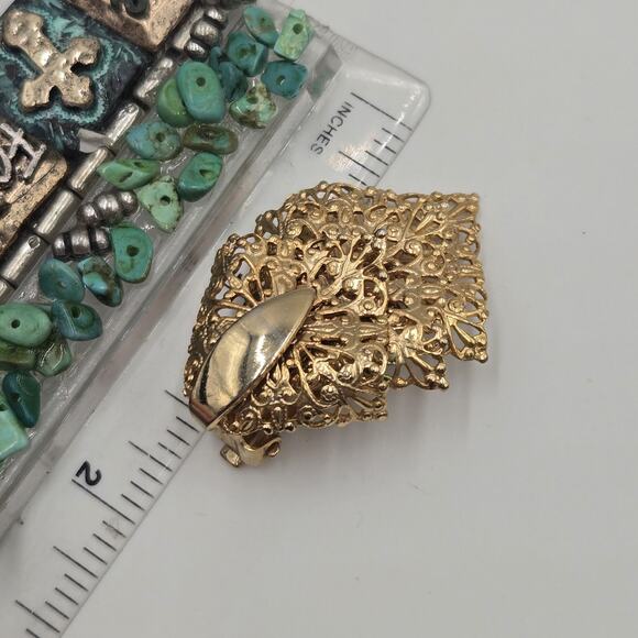 Vintage 1960s Sarah Coventry Chantilly Lace Filigree Gold Tone Clip-On Earrings - Picture 5 of 5